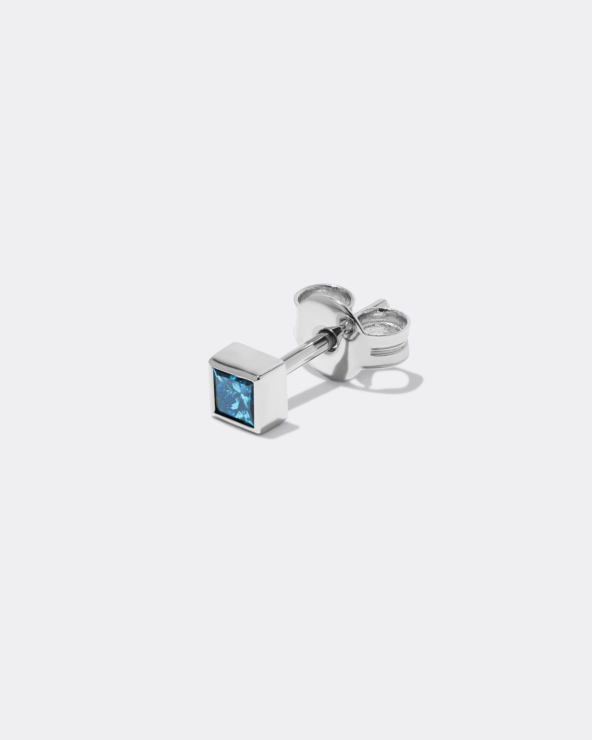 Deep ocean accent mono-earring