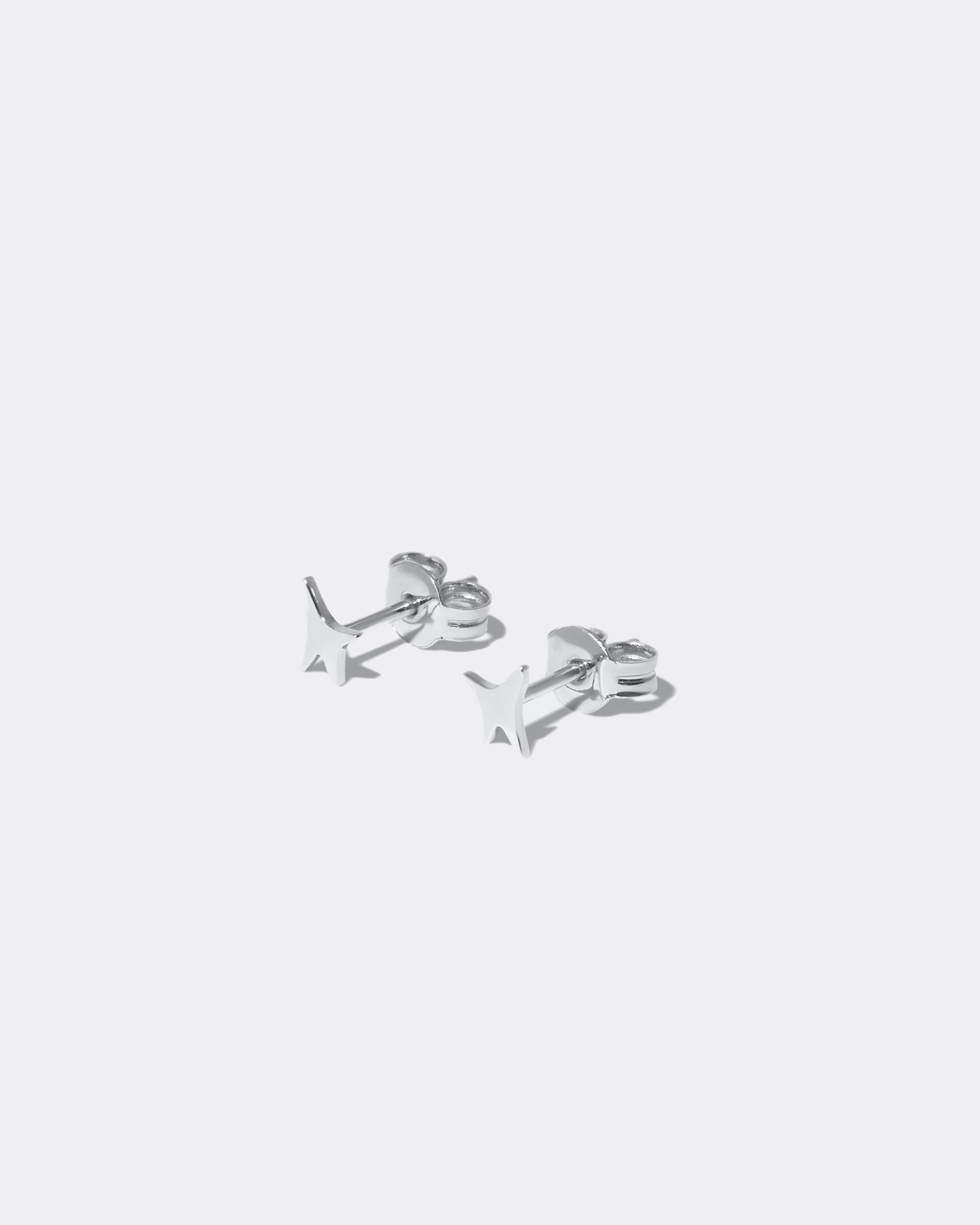White gold aumi star earrings