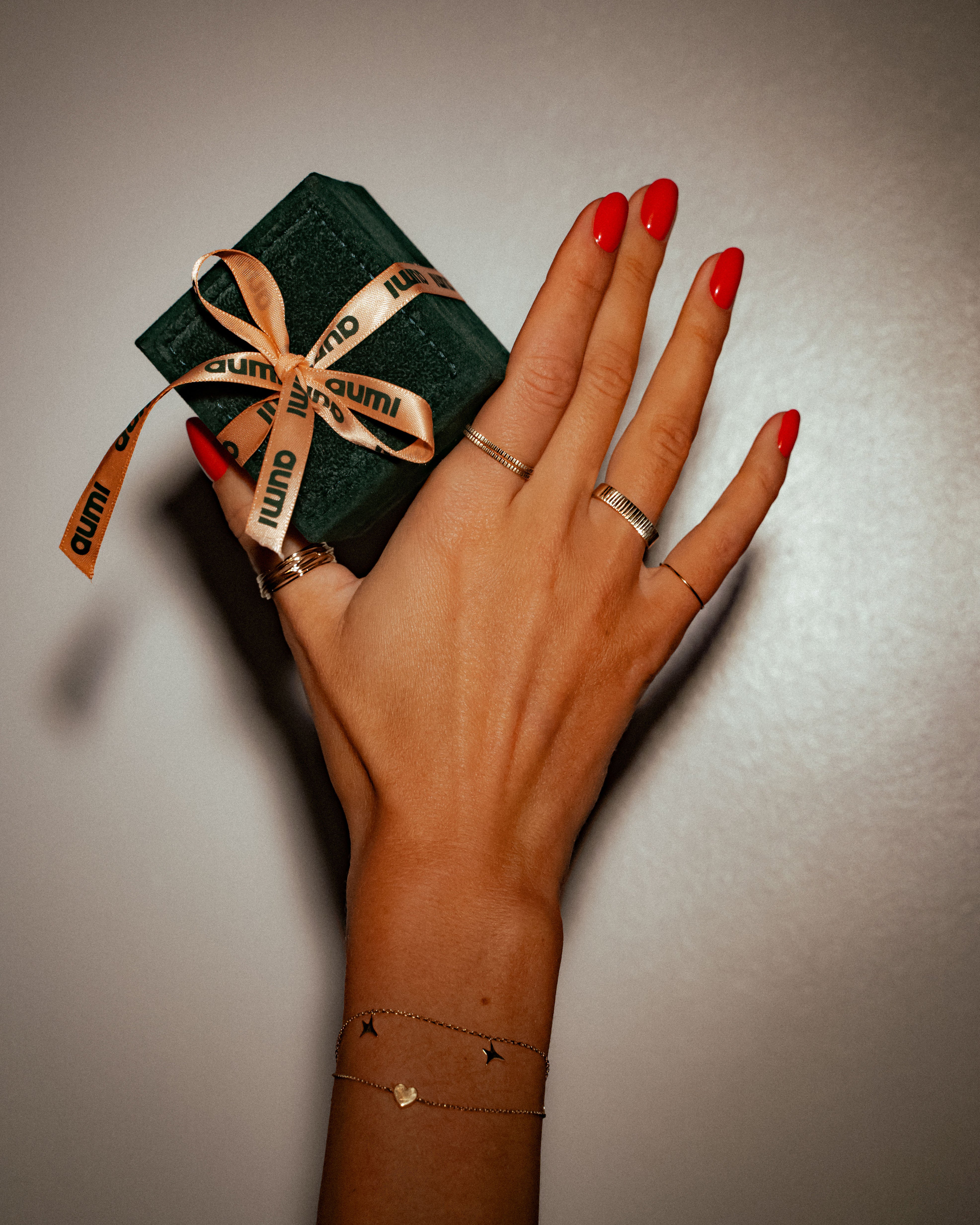 Yellow gold AUMI stars bracelet