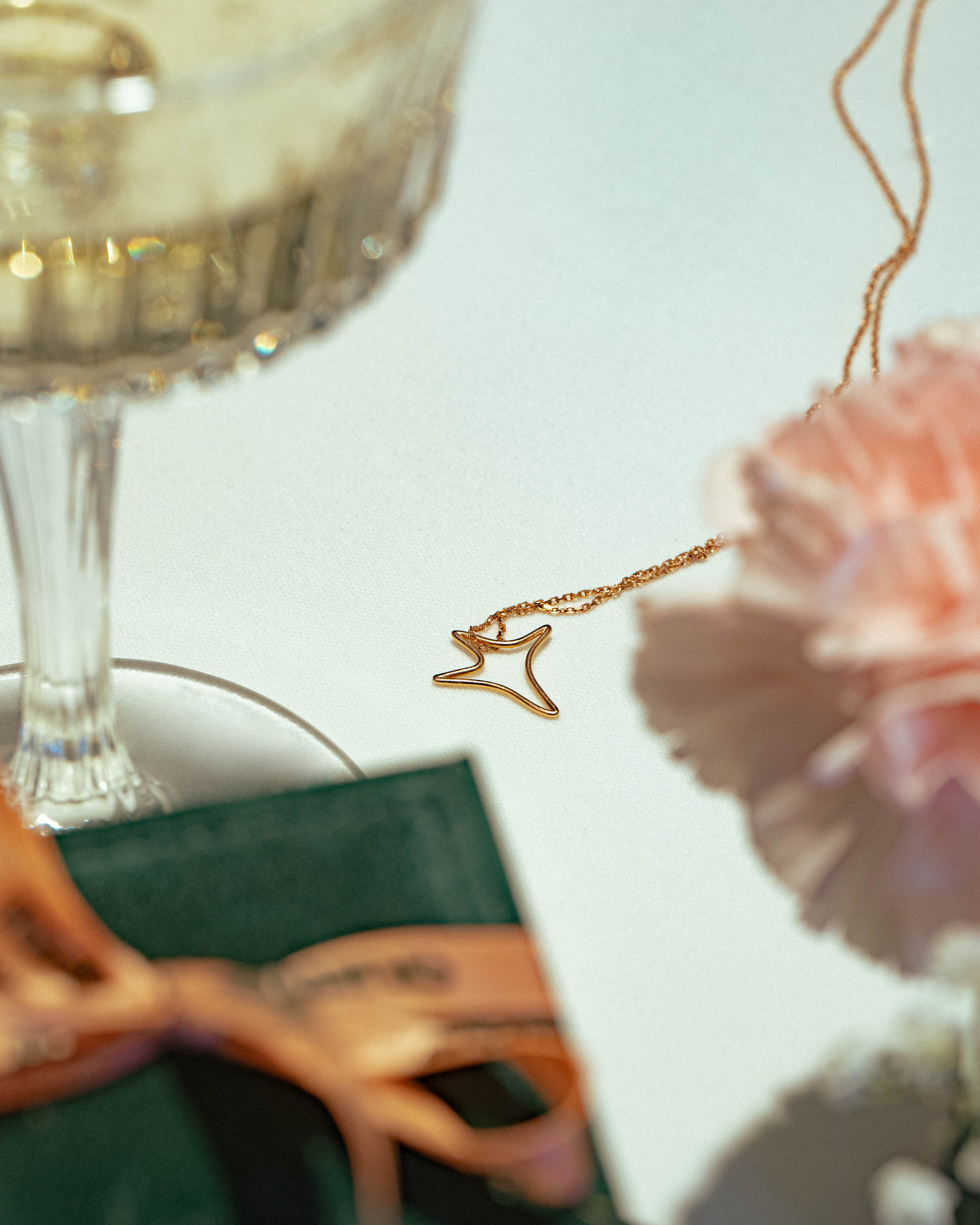 Collier grande étoile Aumi en or rose