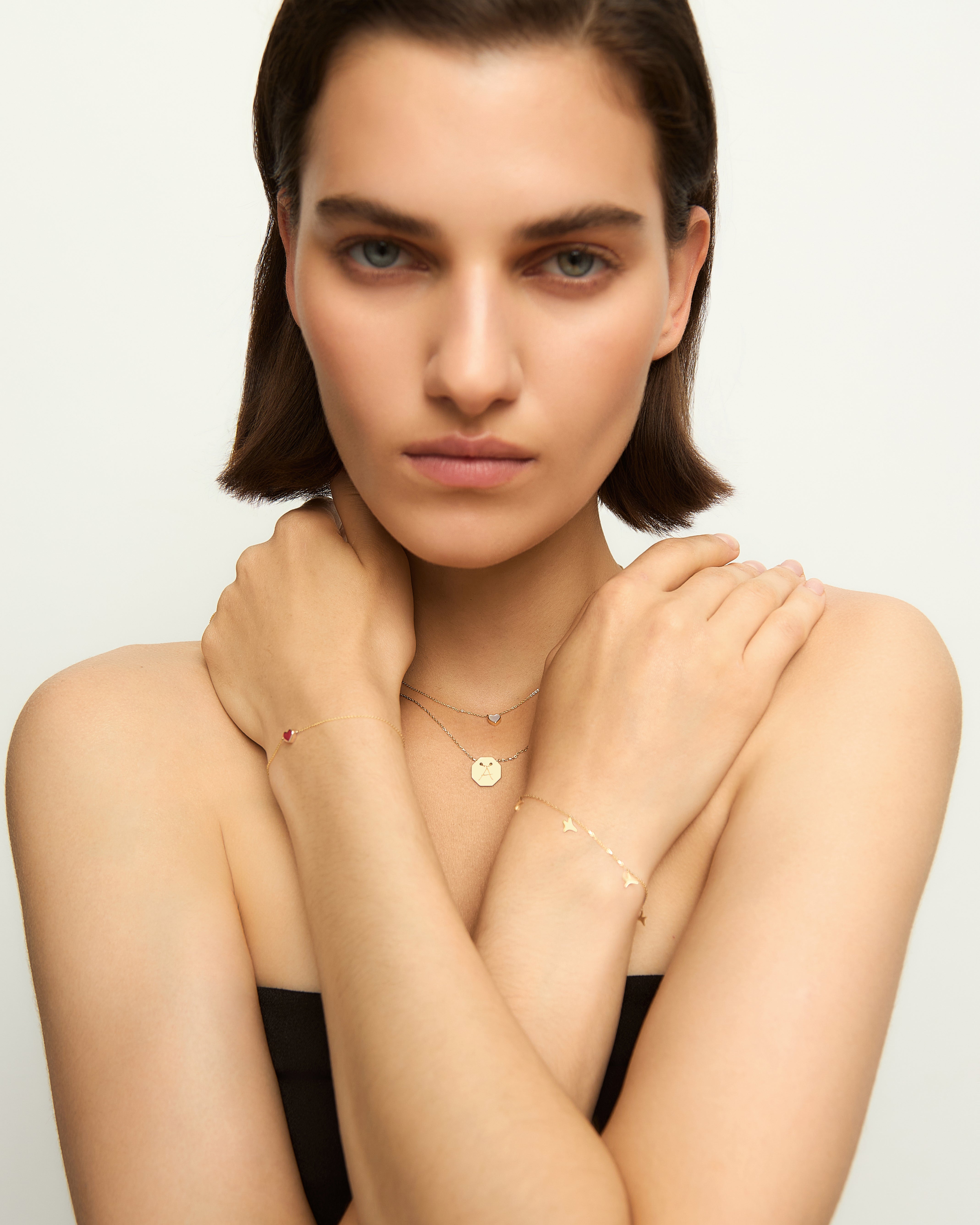 Yellow gold Pearl heart necklace