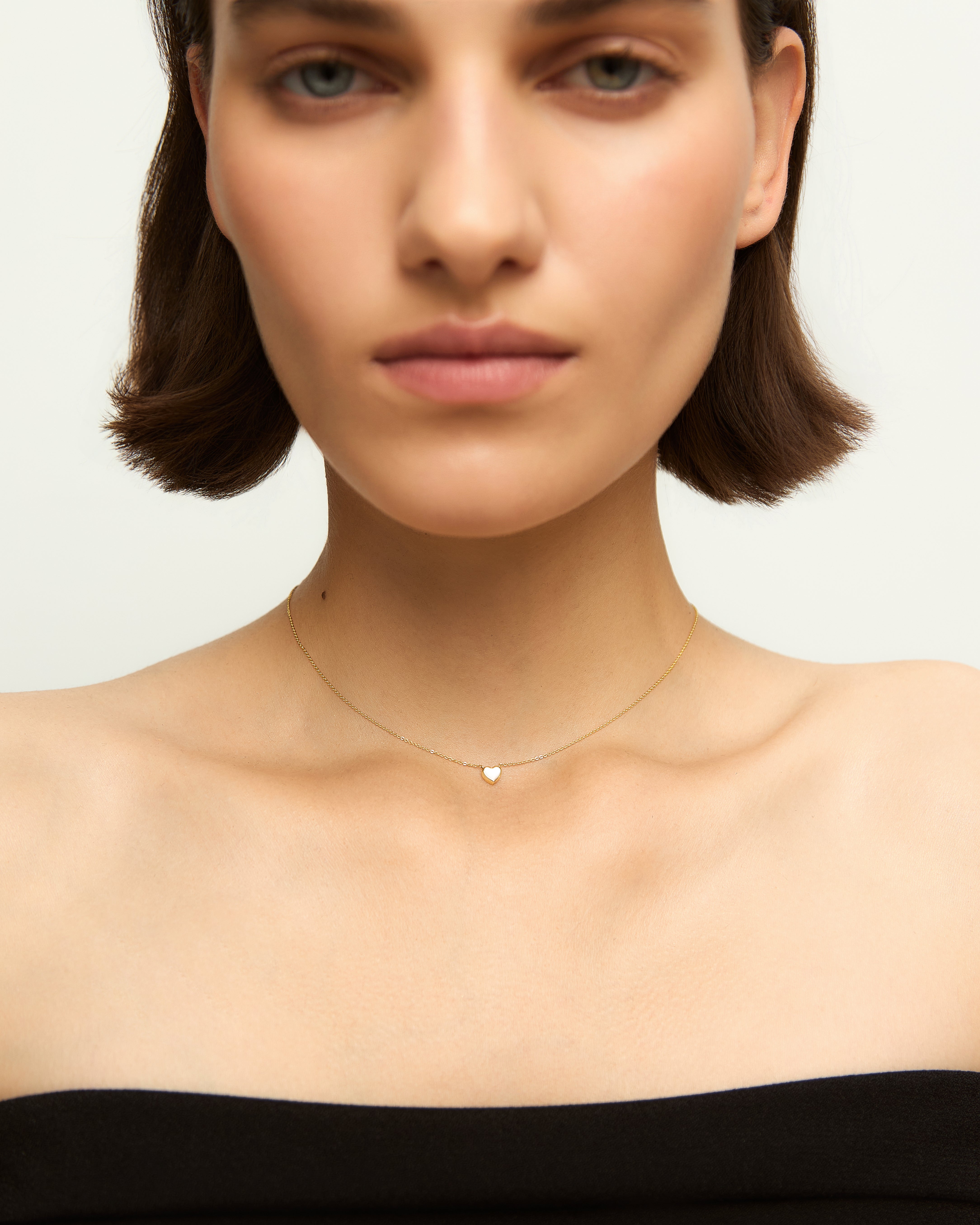 Yellow gold Pearl heart necklace