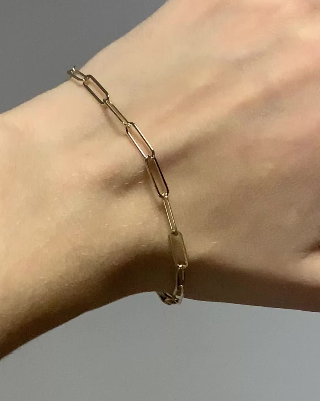 Yellow gold paperclip chain bracelet 2