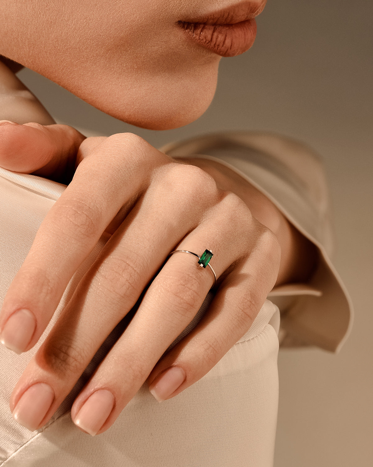White gold My color emerald ring