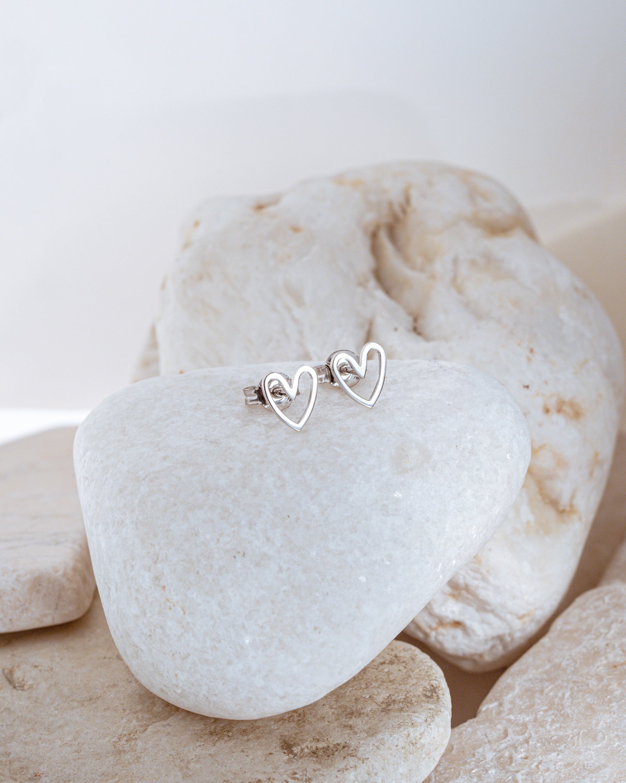 White gold Open Heart earrings