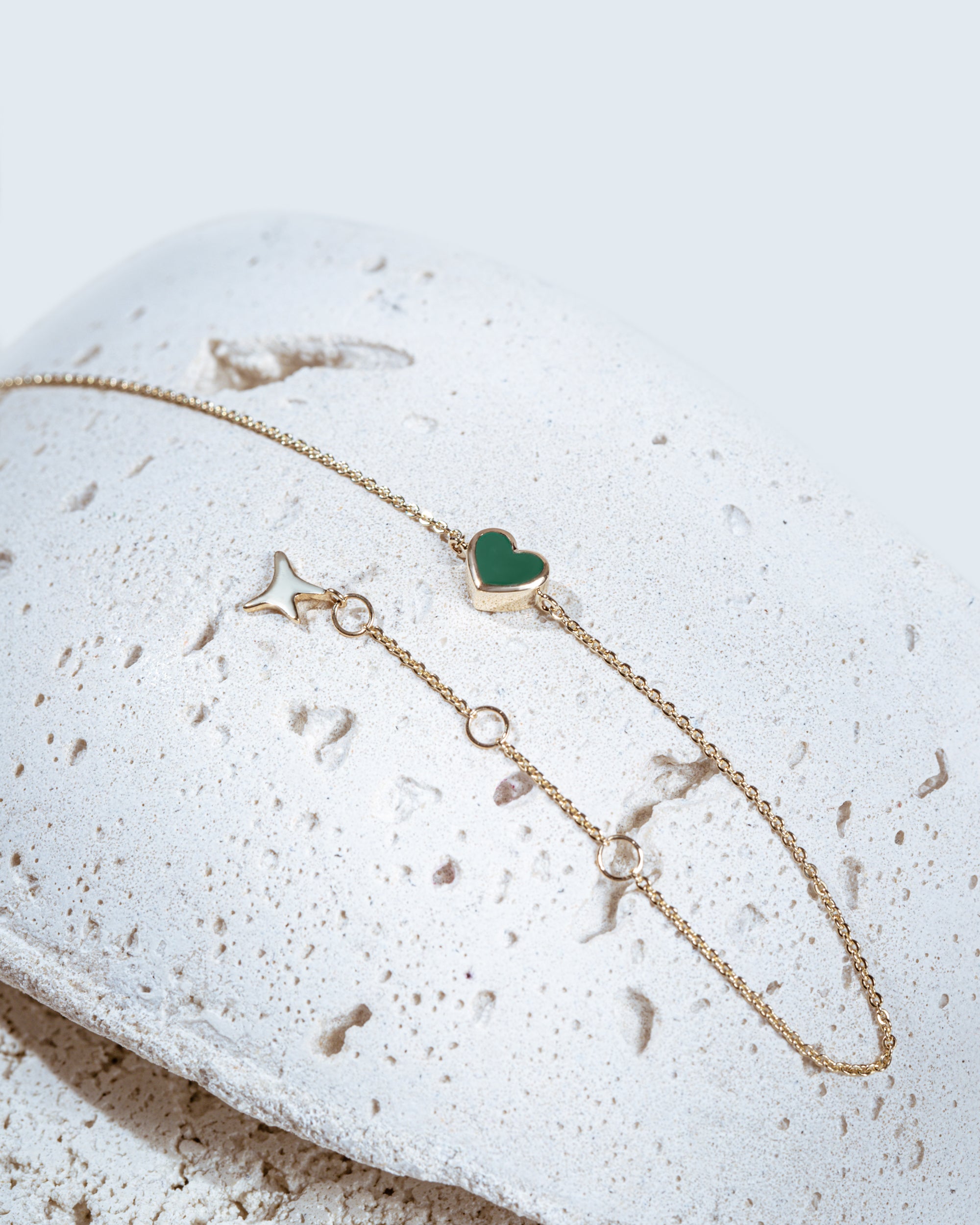 Yellow gold Malachite heart bracelet