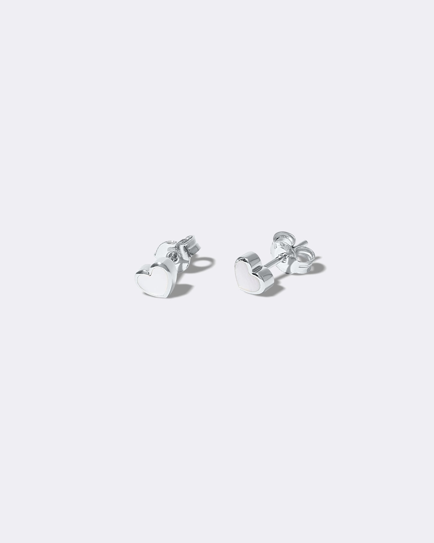 Boucles d'oreilles cœur en perles en or blanc