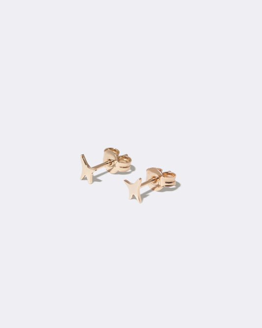 Yellow gold aumi star earrings