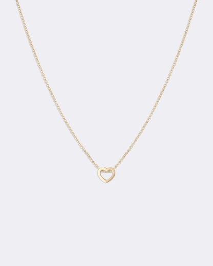 Collar de corazón de oro amarillo