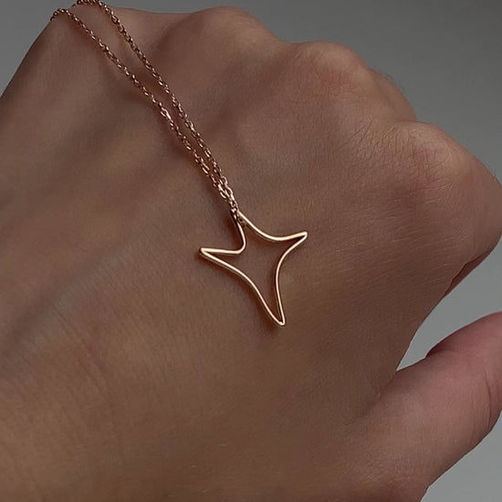 Rose gold Big aumi star necklace