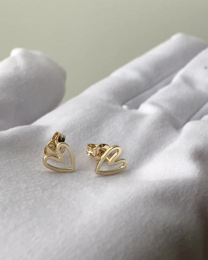 Yellow gold Open Heart earrings 