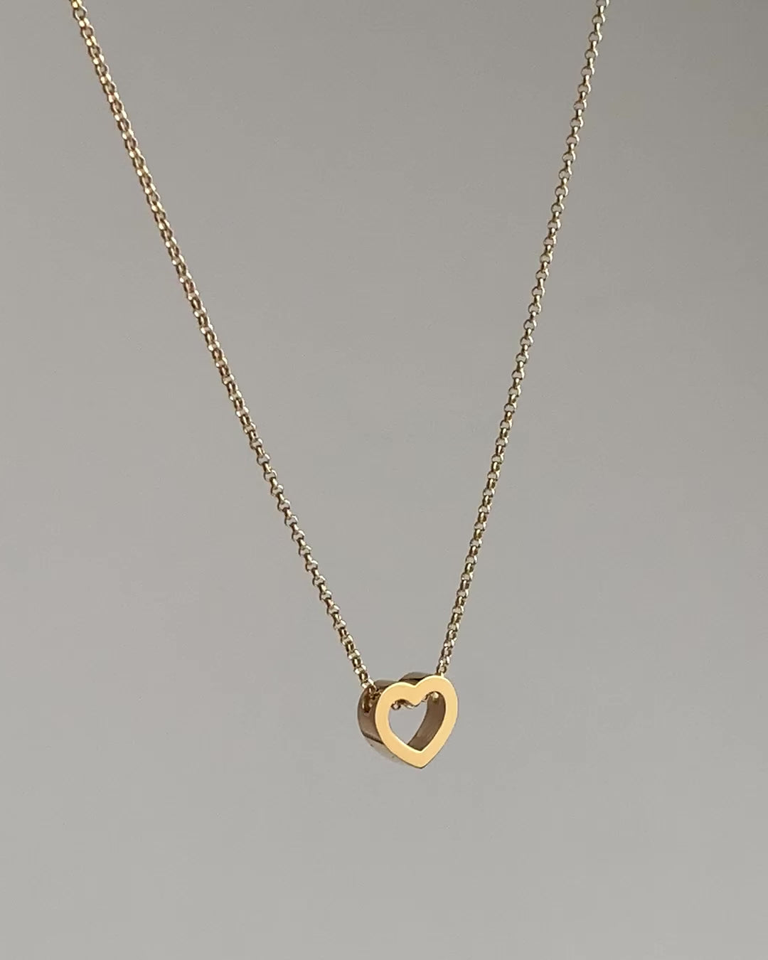 Yellow gold Heart necklace